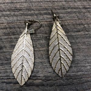 Leaf earrings